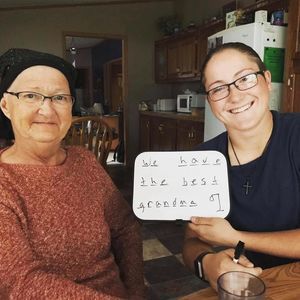 Meet your Posher, Chloe